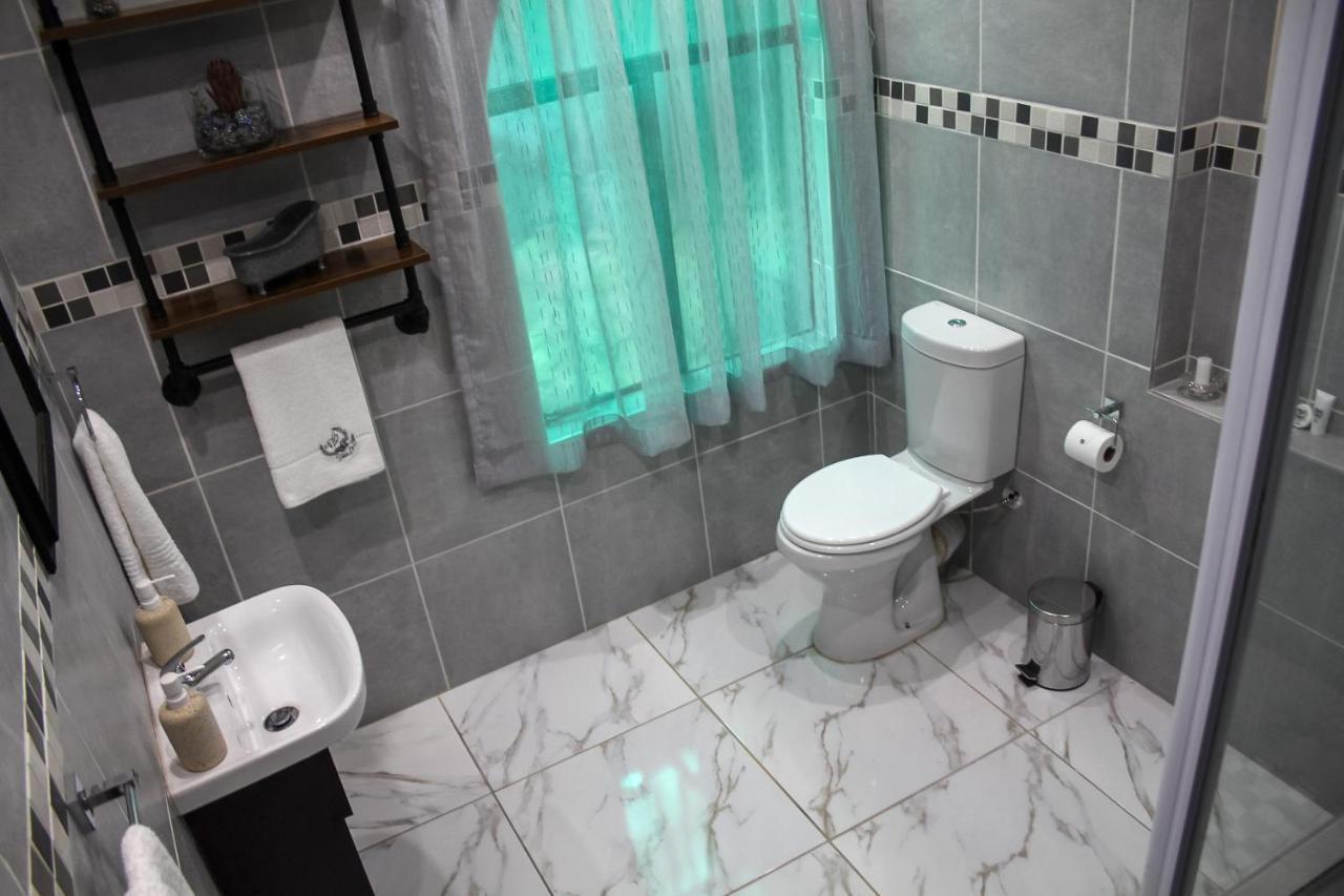 Villa La Sola B&B And Self-Catering Боксбург Экстерьер фото